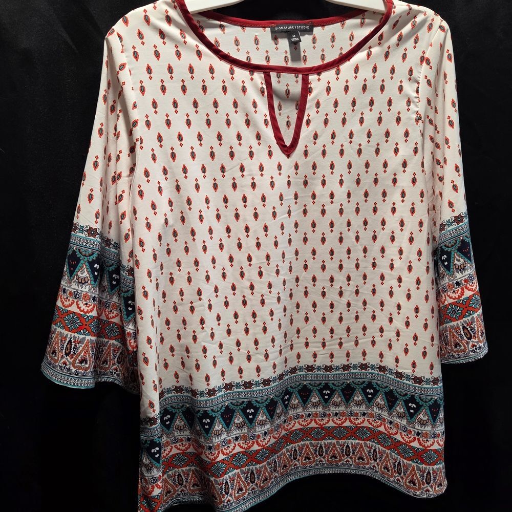 Signature Studio Boho Paisley Peasant Cottagecore Bell Sleeve Blouse Top V-Neck